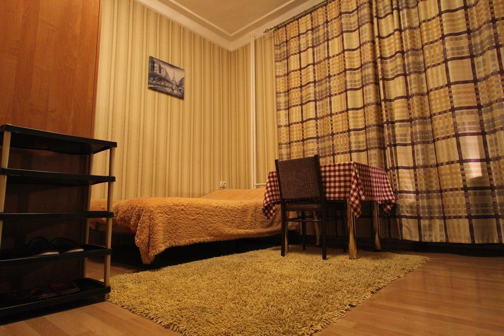 Nadezhda Apartments On Kabanbay Batyr 122 阿拉木图 外观 照片